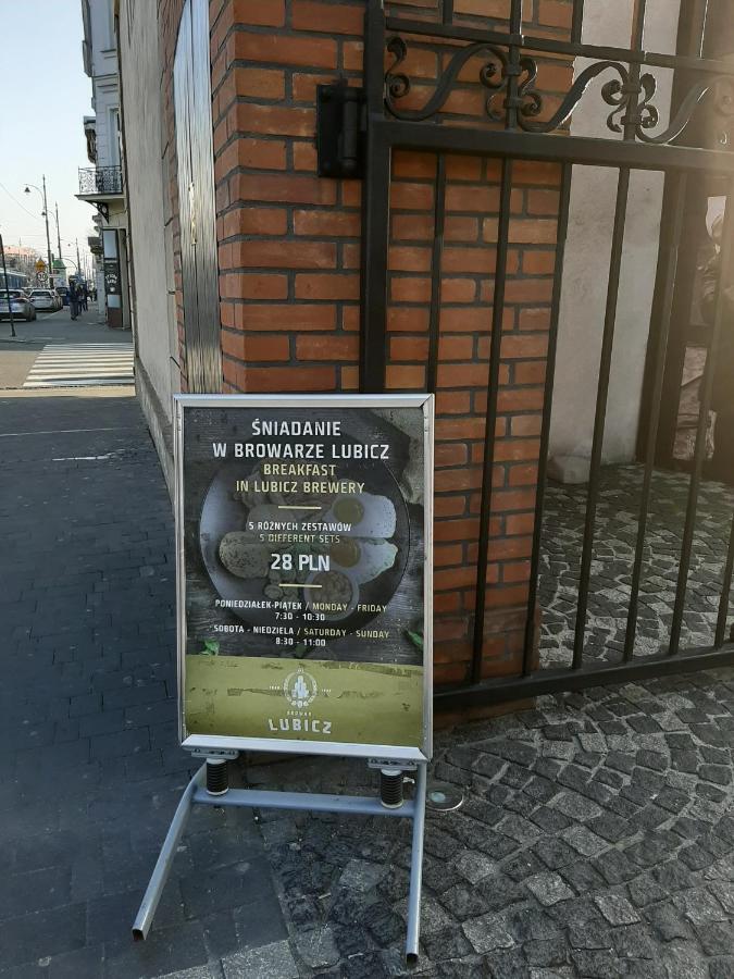 Attractive Apartment Oldtown Near Thetrain Station Krasków Exterior foto