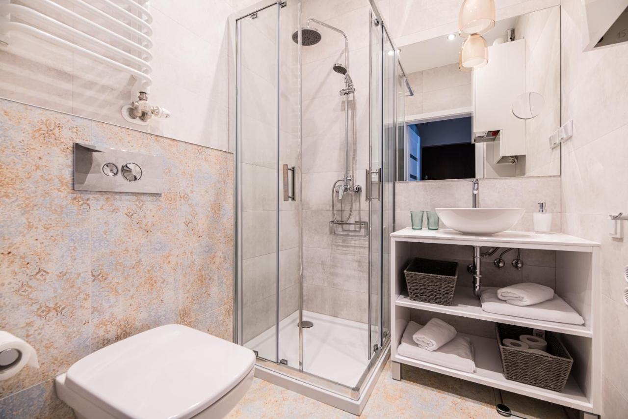 Attractive Apartment Oldtown Near Thetrain Station Krasków Exterior foto