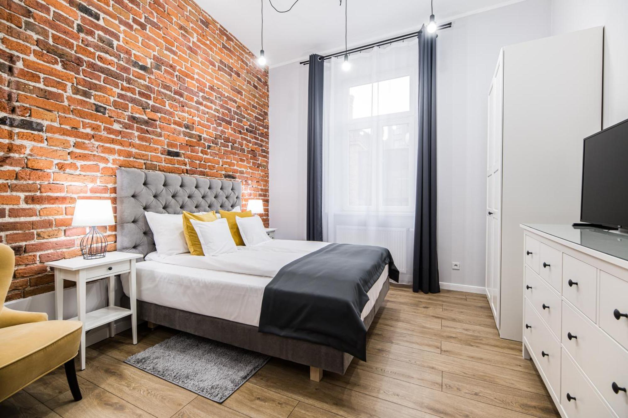 Attractive Apartment Oldtown Near Thetrain Station Krasków Exterior foto